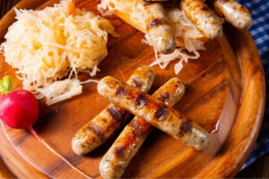 Bratwurst mit Sauerkraut