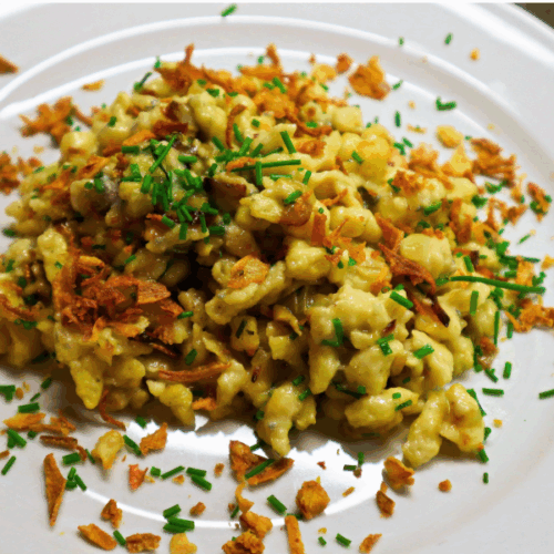 Käsespätzle mit Röstzwiebeln