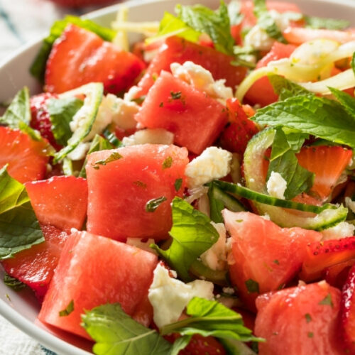 Fertiger Sommersalat mit Melone
